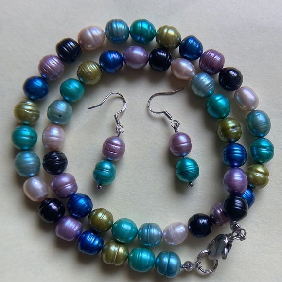 Genuine Multicolored Tahitian 10-12mm Baroque Pearls w Earrings To Match.